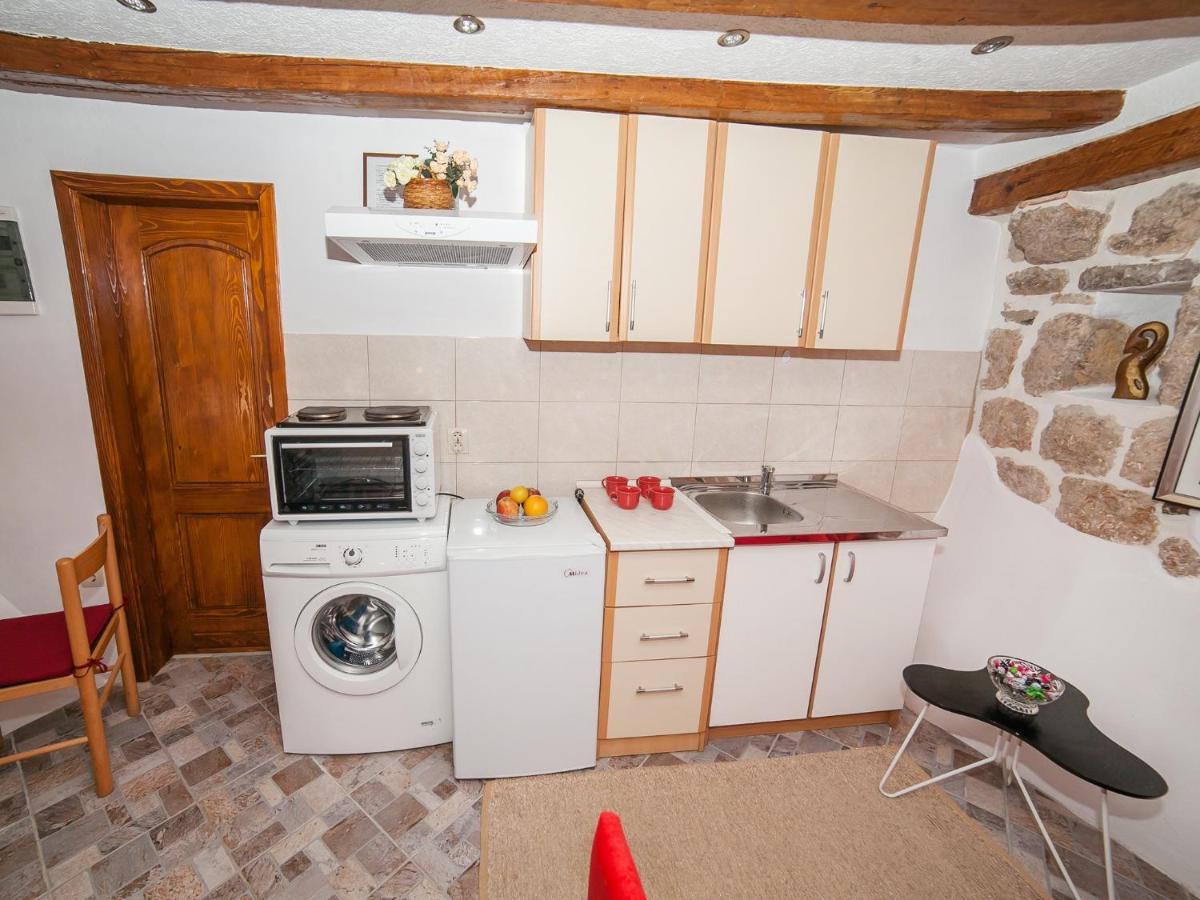 Apartment Alexandra Котор Екстериор снимка
